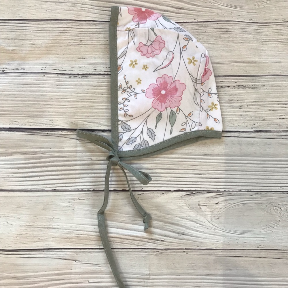 Brand New Floral Baby Bonnet Size 0-3 Months